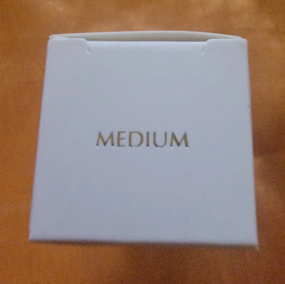 NIB Mischo Beauty Contour Stick MEDIUM
